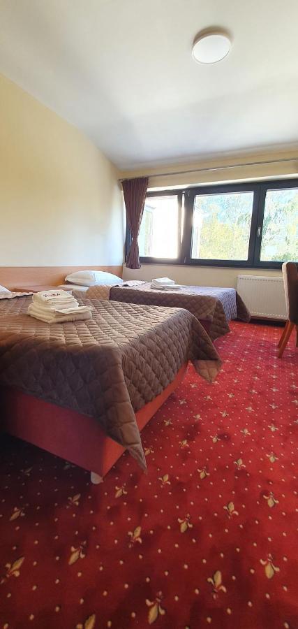 Hotel Poock Haan Extérieur photo
