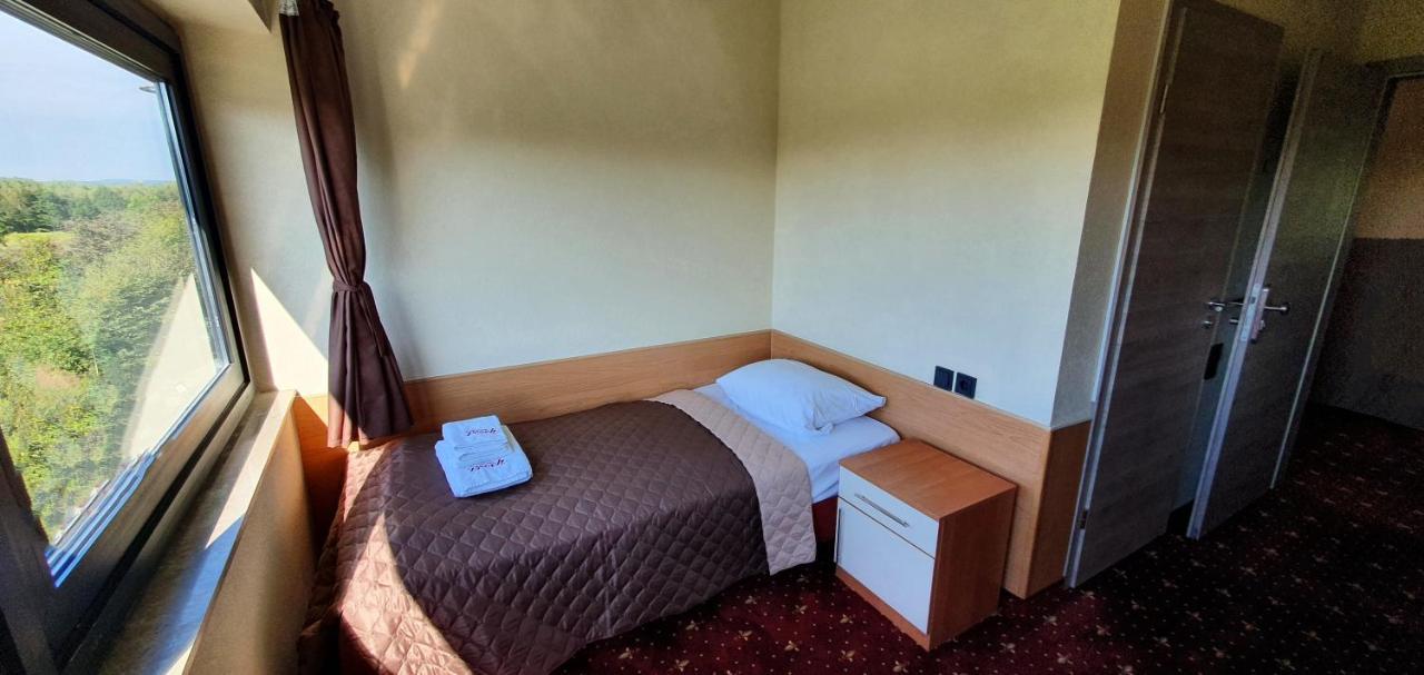 Hotel Poock Haan Extérieur photo