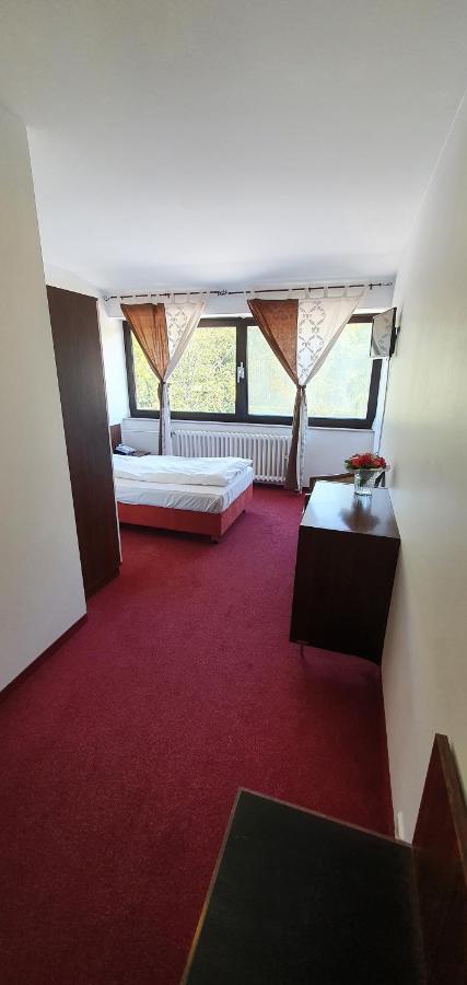 Hotel Poock Haan Extérieur photo